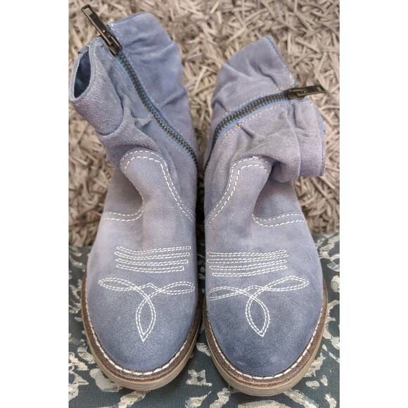 Sundance Etta Distressed Blue Suede Leather Short Ankle Boot Scrunched Size 41 - Picture 7 of 13